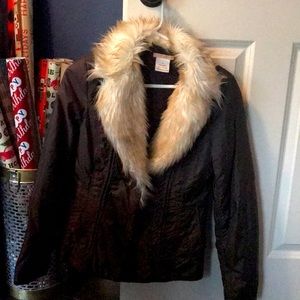Faux-fur collar jacket